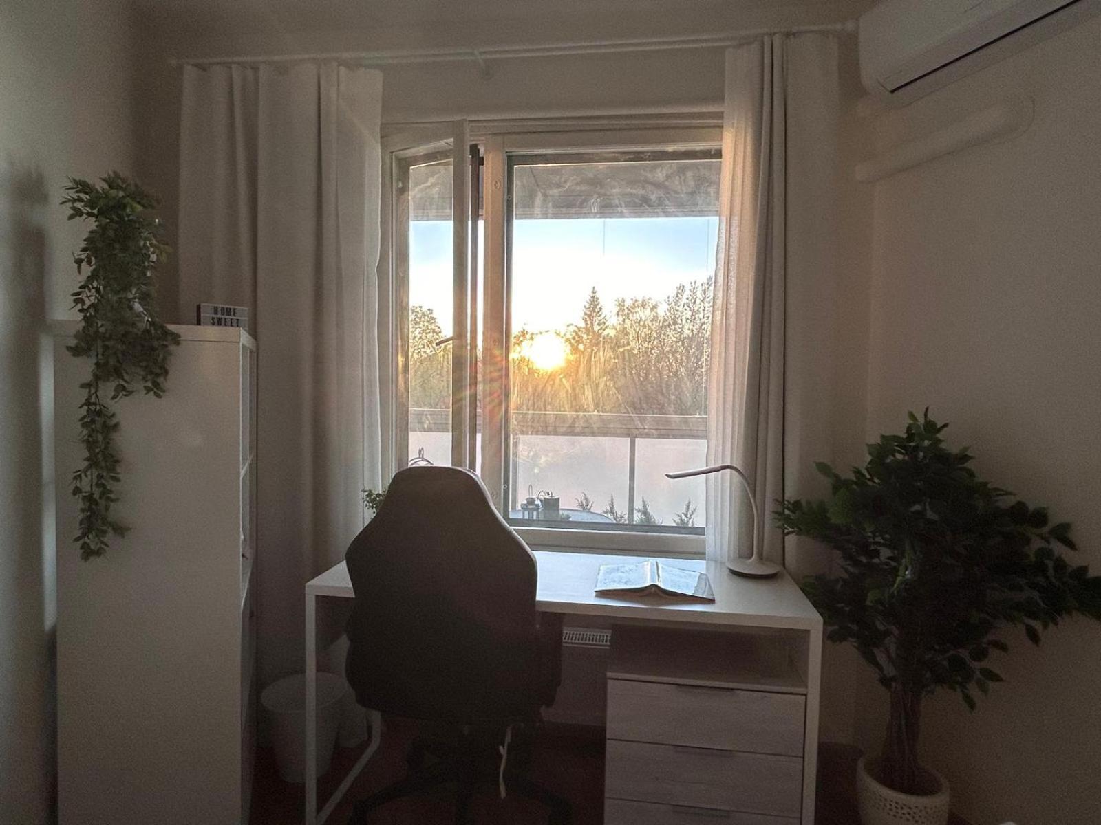 Stella'S Apartment - City Center - Free Secure Parking - Big Sun Terrace - Air Conditioning - Wifi - Tram To The Tallinn Bus Station And Old Town Екстериор снимка