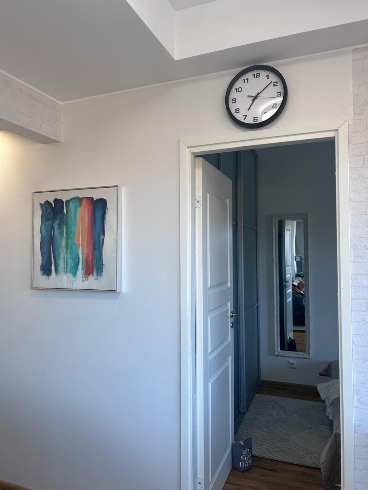 Stella'S Apartment - City Center - Free Secure Parking - Big Sun Terrace - Air Conditioning - Wifi - Tram To The Tallinn Bus Station And Old Town Екстериор снимка