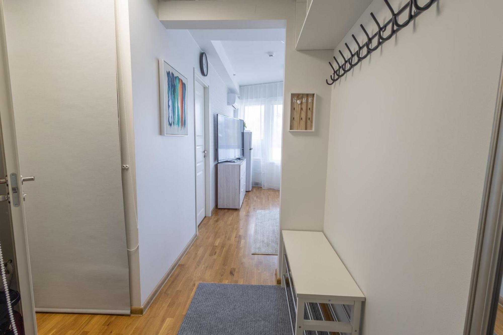 Stella'S Apartment - City Center - Free Secure Parking - Big Sun Terrace - Air Conditioning - Wifi - Tram To The Tallinn Bus Station And Old Town Екстериор снимка