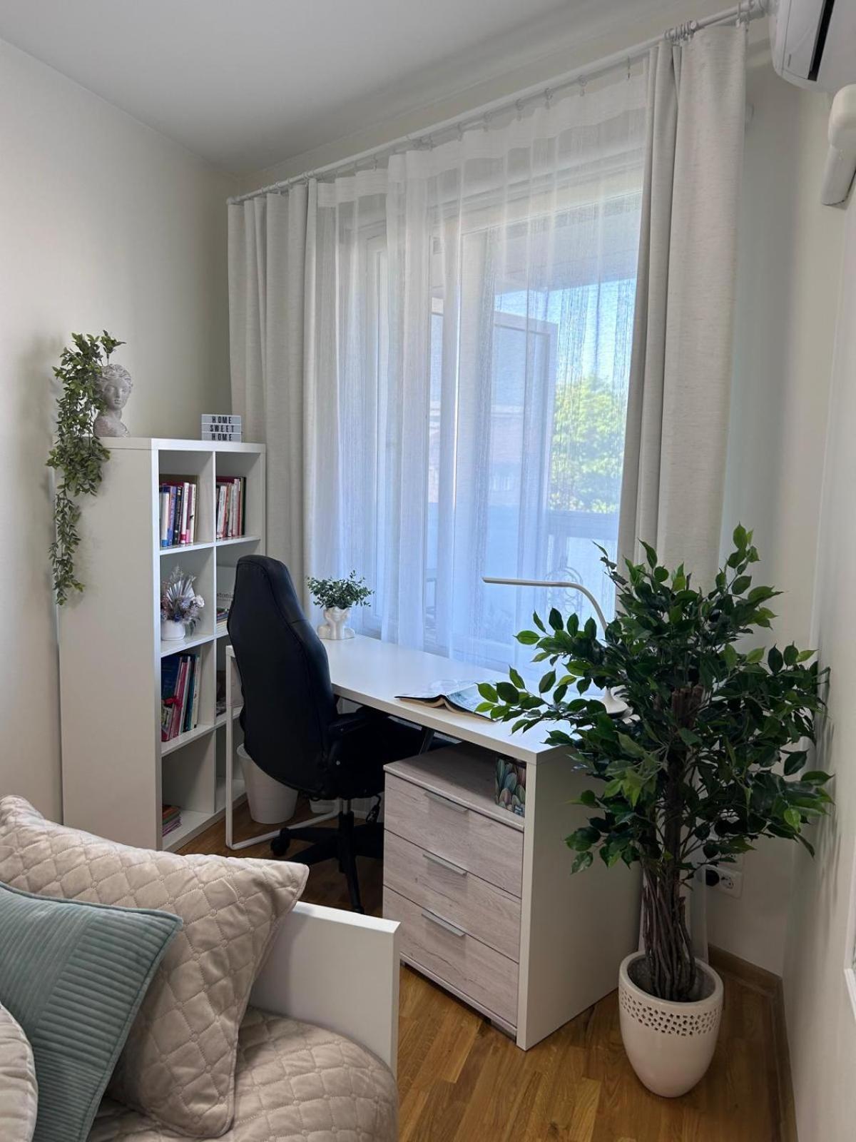 Stella'S Apartment - City Center - Free Secure Parking - Big Sun Terrace - Air Conditioning - Wifi - Tram To The Tallinn Bus Station And Old Town Екстериор снимка