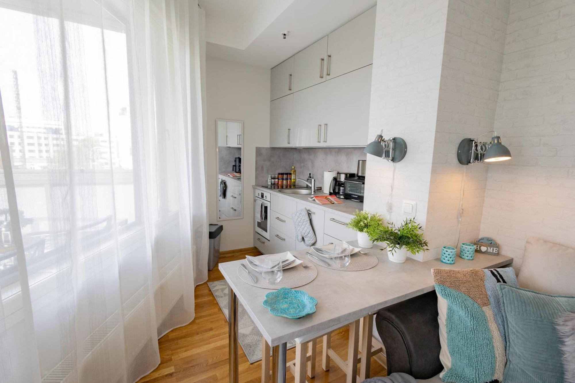 Stella'S Apartment - City Center - Free Secure Parking - Big Sun Terrace - Air Conditioning - Wifi - Tram To The Tallinn Bus Station And Old Town Екстериор снимка